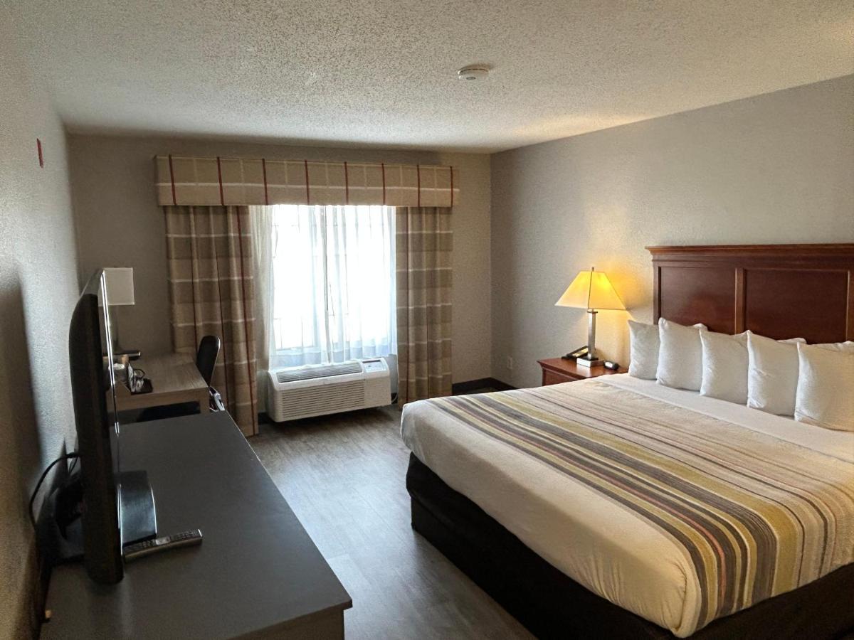 Country Inn & Suites By Radisson, Grand Rapids Airport, Mi Екстериор снимка