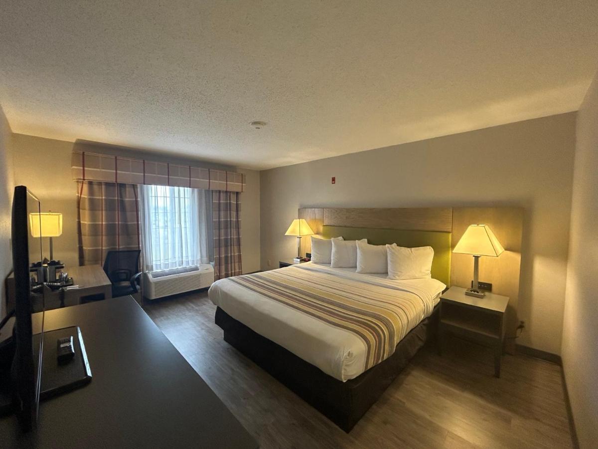 Country Inn & Suites By Radisson, Grand Rapids Airport, Mi Екстериор снимка